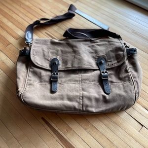 Dry Goods And Men's Furnishings by J. Crew (Abingdon)